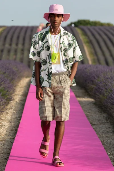 Look 21